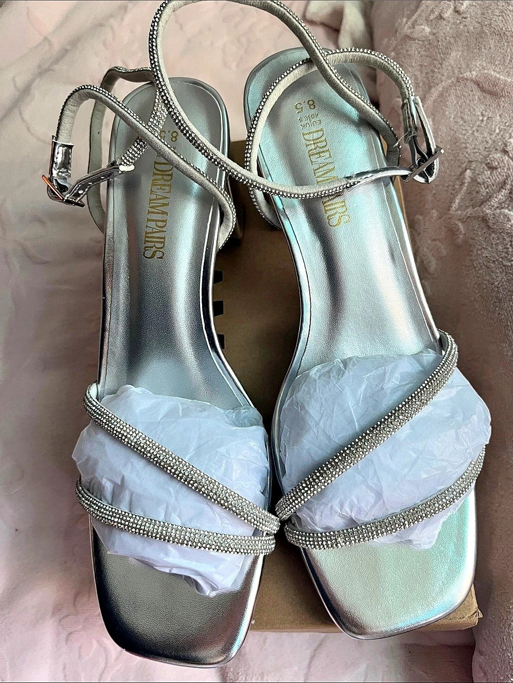 Dream Pairs Silver US 8.5 Like New
